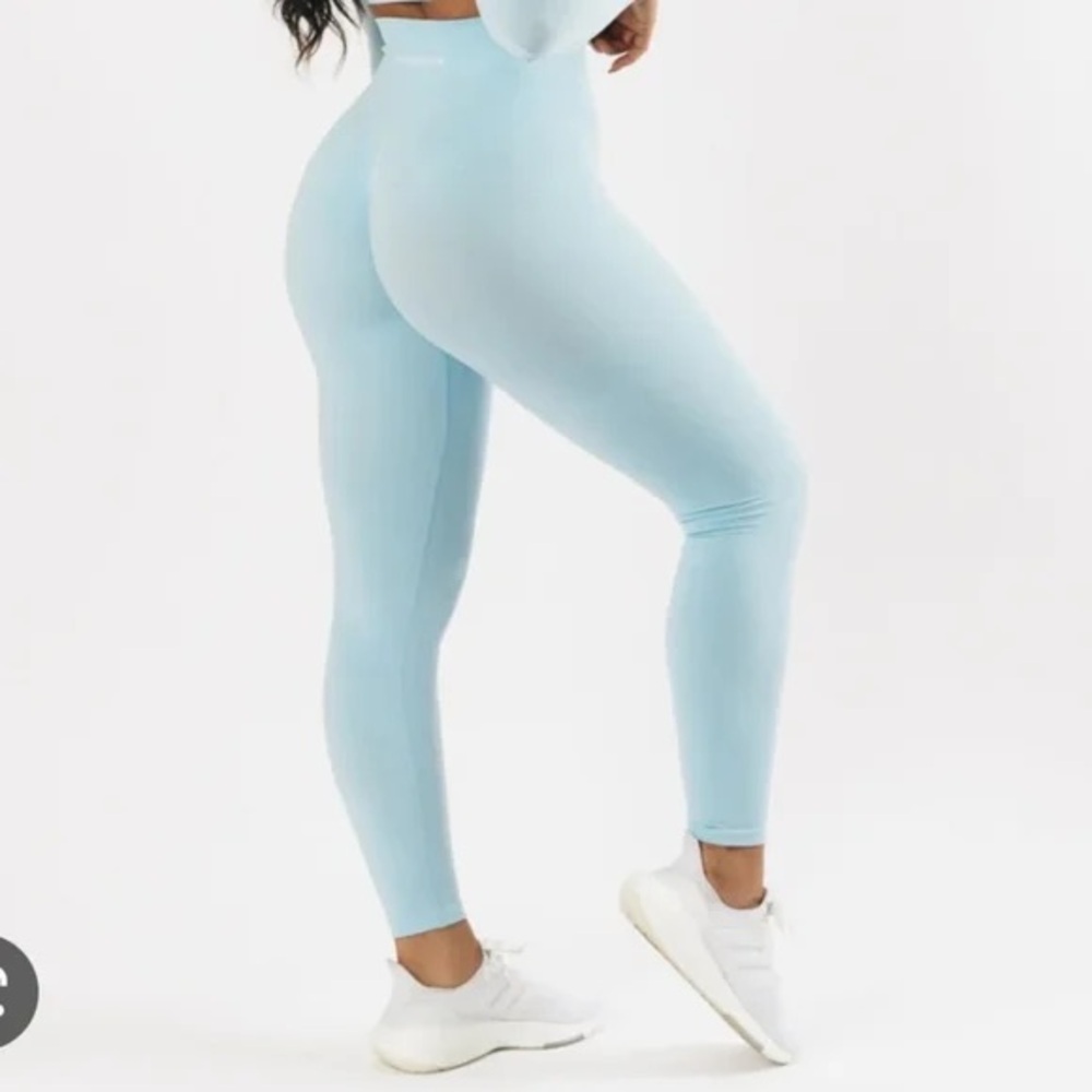 Alphalete amplify leggings
